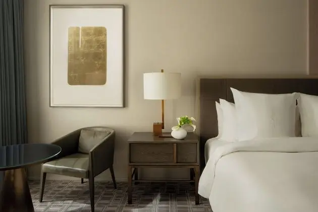 Hudson Room with king bed