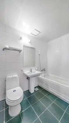 Ocean Two Bed (Room randomly assigned)
