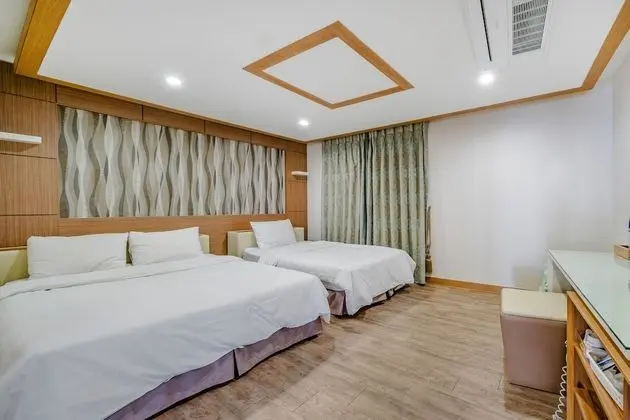 Pension Suite (Room randomly assigned)