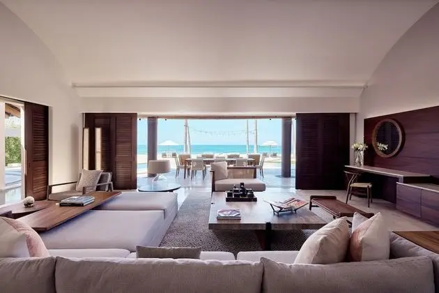 Coral Beach House