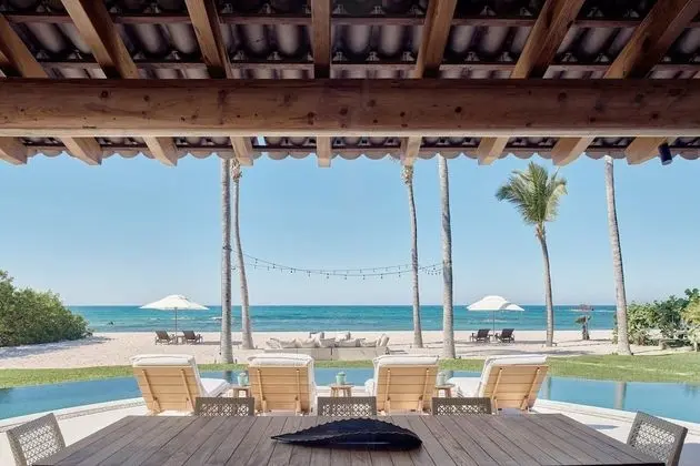 Coral Beach House
