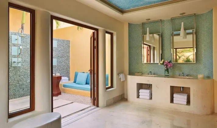 Coral Beach House