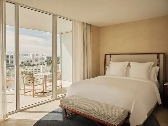 Süit, 1 En Büyük (King) Boy Yatak, Sigara İçilmez, Manzaralı (Lauderdale View)