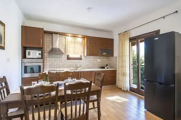 Grand Villa, 2 Yatak Odası, Kişiye Özel Havuzlu, Bahçeli