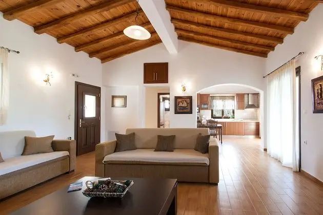 Grand Villa, 2 Yatak Odası, Kişiye Özel Havuzlu, Bahçeli