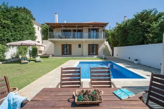 Grand Villa, 2 Yatak Odası, Kişiye Özel Havuzlu, Bahçeli