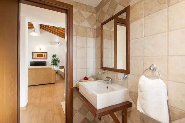 Grand Villa, 2 Yatak Odası, Kişiye Özel Havuzlu, Bahçeli