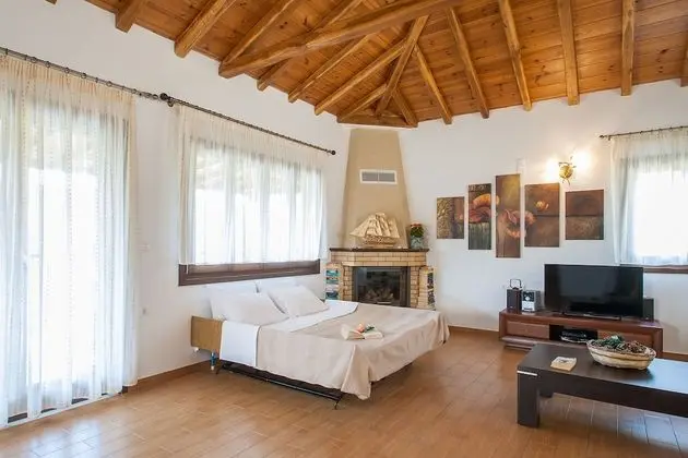 Luxury Villa, 2 Yatak Odası, Kişiye Özel Havuzlu, Bahçeli