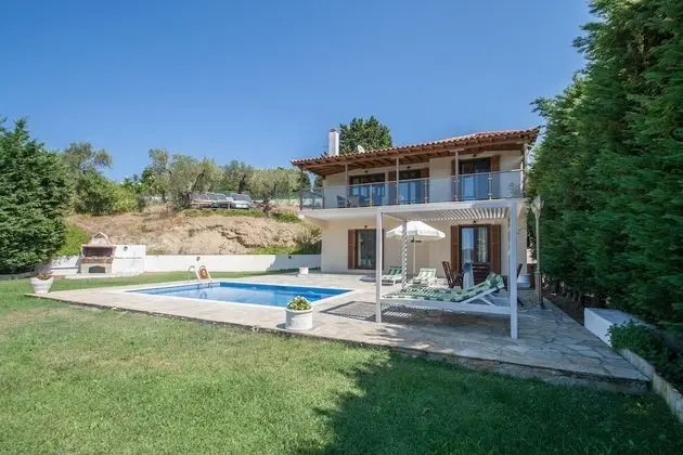 Luxury Villa, 2 Yatak Odası, Kişiye Özel Havuzlu, Bahçeli