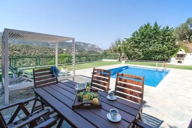 Luxury Villa, 2 Yatak Odası, Kişiye Özel Havuzlu, Bahçeli