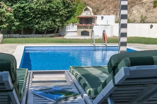 Luxury Villa, 2 Yatak Odası, Kişiye Özel Havuzlu, Bahçeli