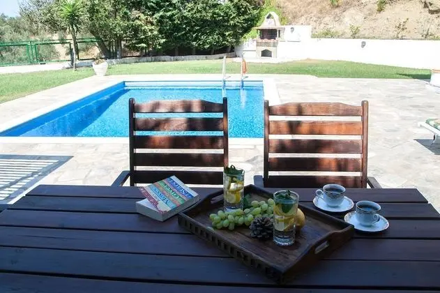 Luxury Villa, 2 Yatak Odası, Kişiye Özel Havuzlu, Bahçeli