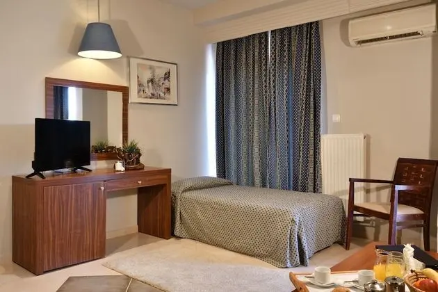 Standard Üç Kişilik Oda