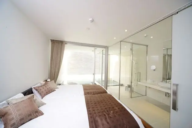 A Maisonette Twin Room with Private Bath- Fuji