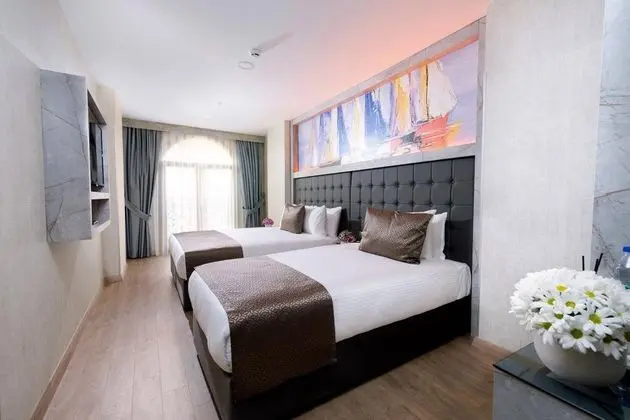 Standart Oda, Şehir Manzaralı