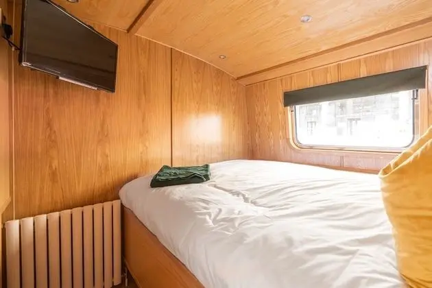 Luxury Kulübe (Camillia Houseboat)