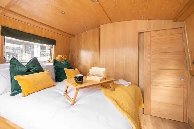 Luxury Kulübe (Camillia Houseboat)