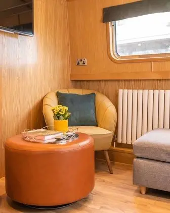 Luxury Kulübe (Camillia Houseboat)