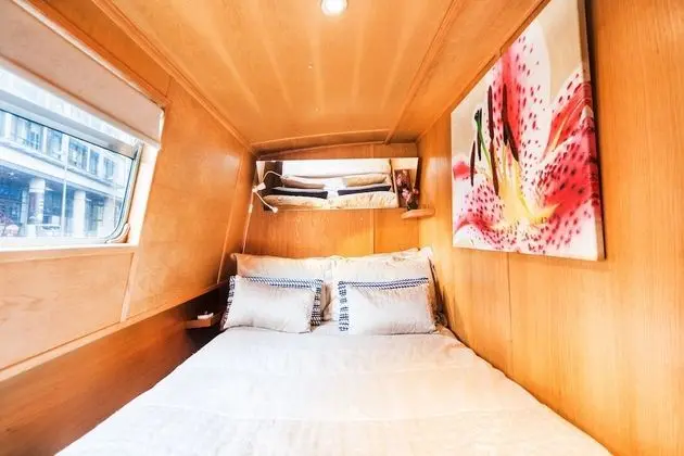 Luxury Kulübe (Houseboat - 2 double & 1 bunk bed)