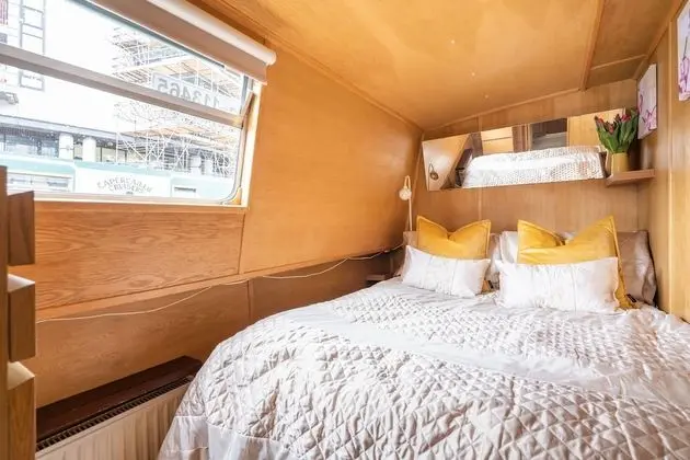 Luxury Kulübe (Houseboat - 2 double & 1 bunk bed)