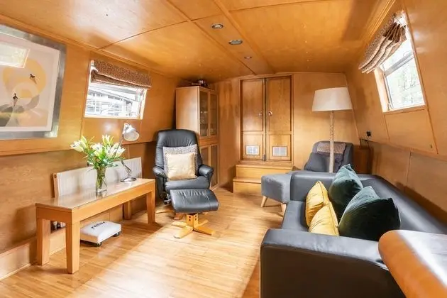 Luxury Kulübe (Houseboat - 2 double & 1 bunk bed)