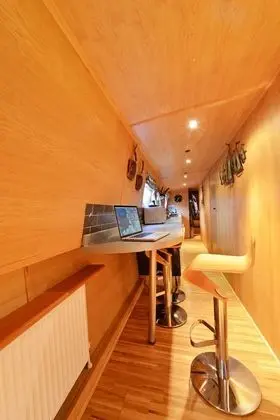 Luxury Kulübe (Houseboat - 2 double & 1 bunk bed)