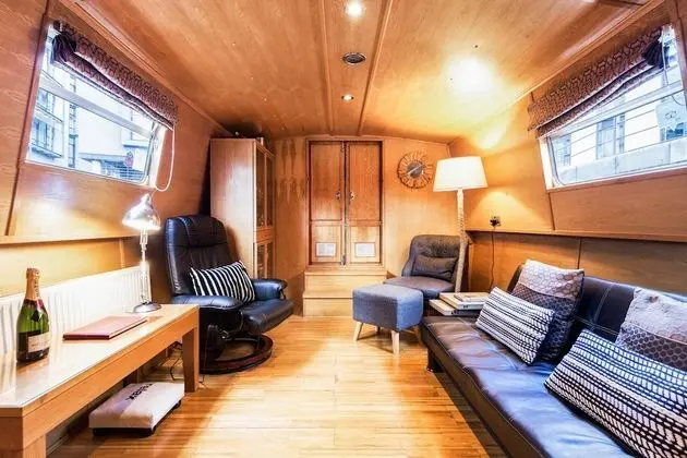 Luxury Kulübe (Houseboat - 2 double & 1 bunk bed)