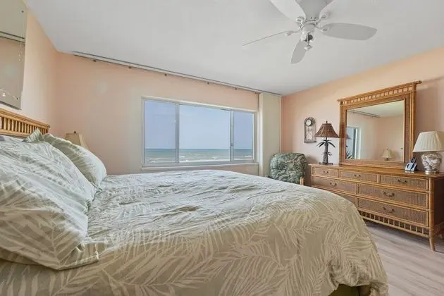 Daire, Birden Çok Yatak, Okyanus Manzaralı (Four Winds I-9T)