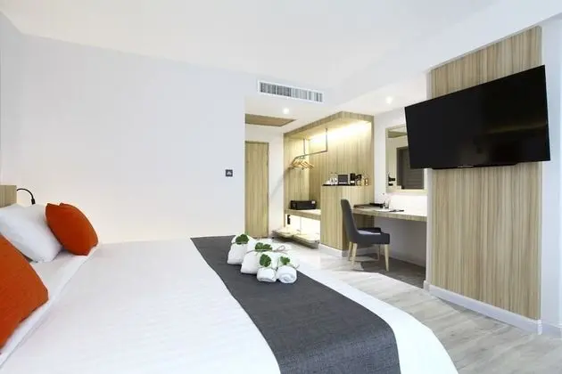 Elegance Floor Room