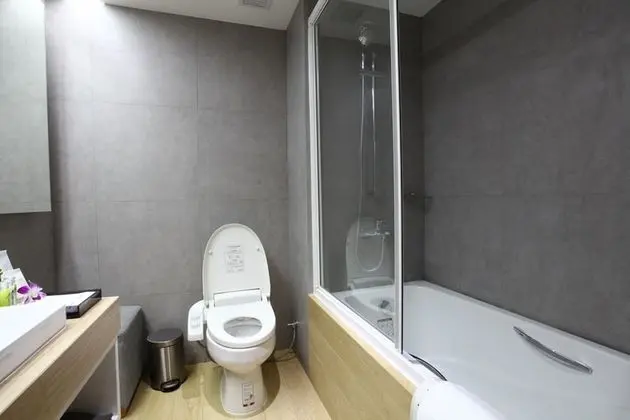 Elegance Floor Room