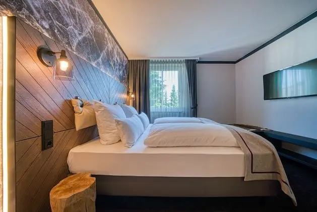 Junior Süit, 1 En Büyük (King) Boy Yatak