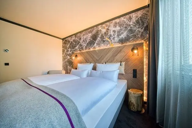 Junior Süit, 1 En Büyük (King) Boy Yatak