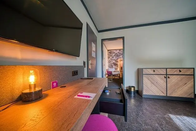 Junior Süit, 1 En Büyük (King) Boy Yatak