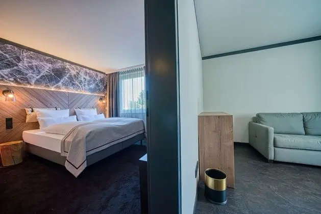 Junior Süit, 1 En Büyük (King) Boy Yatak