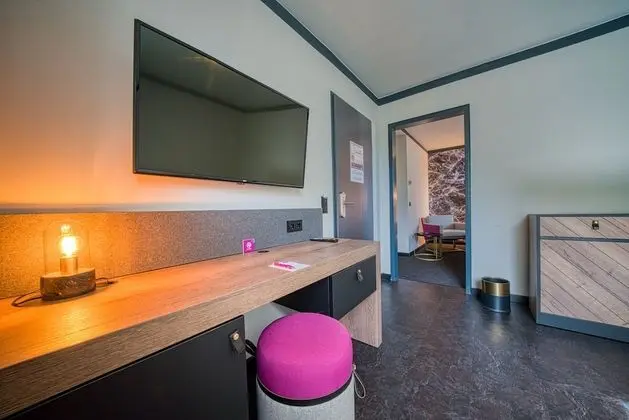 Junior Süit, 1 En Büyük (King) Boy Yatak