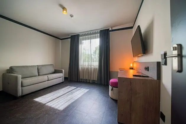 Junior Süit, 1 En Büyük (King) Boy Yatak