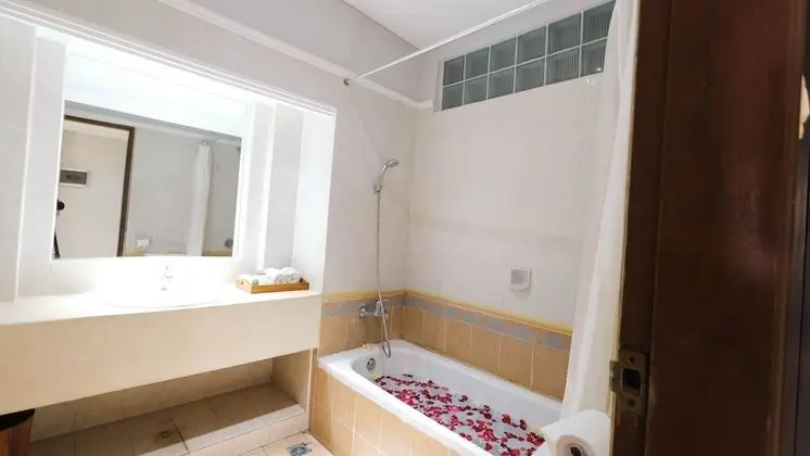 Deluxe Oda, Sigara İçilmez, Balkon (Deluxe - Room Only)