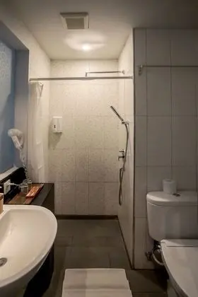 Modern Deluxe Double or Twin Room