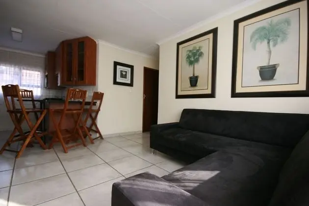 Fourways Apartments 2B 1B S/C