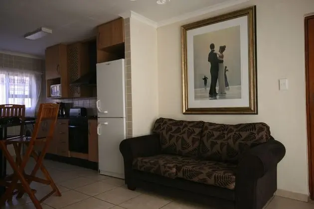 Fourways Apartments 2B 2B S/C