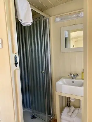 Luxury Kulübe, Banyolu/Duşlu (Luxury Shepherds Hut)