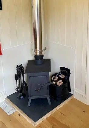 Luxury Kulübe, Banyolu/Duşlu (Luxury Shepherds Hut)
