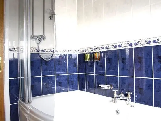 Üç Kişilik Oda, Özel Banyo ((double & 1 single))