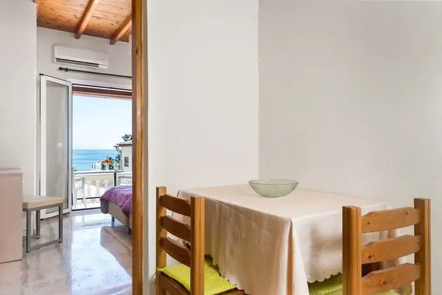 Stüdyo, Deniz Manzaralı
