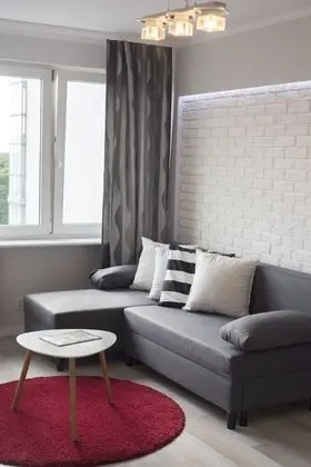 Apart Daire (ul.Anielewicza 36)