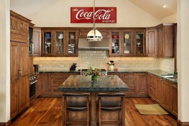 Ev (Fox Crossing Luxury Home)