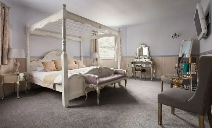 Superior Tek Büyük Yataklı Oda