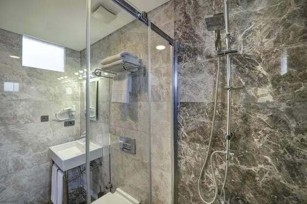 Teraslı Deluxe Oda, Şehir Manzaralı, Teraslı