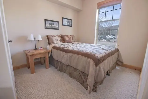Town Home | Fox Point at Redstone A