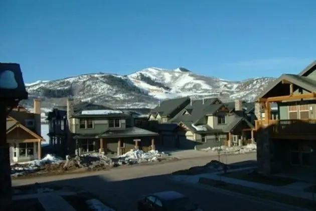 Townhome | Fox Point At Redstone E12